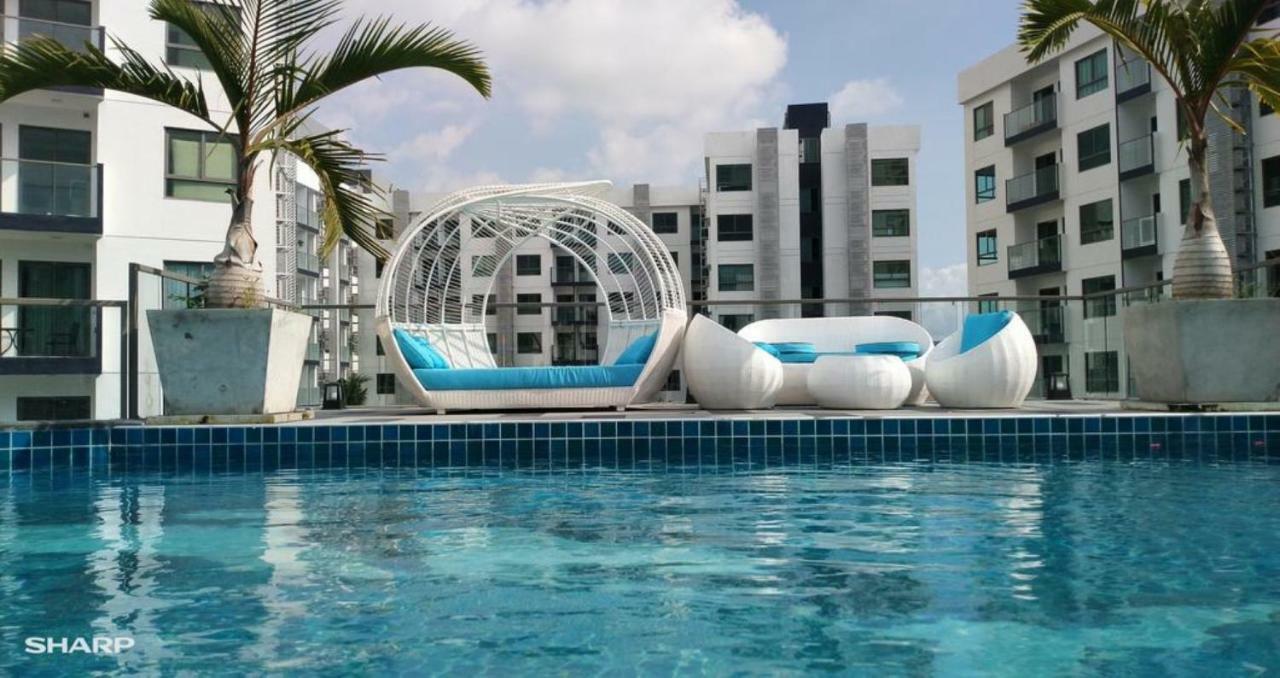 Arcadia Beach Resort Pattaya Exteriör bild